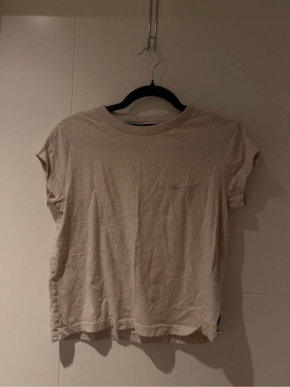 Superdry Women’s Short Sleeve Crew T-Shirt in Light Beige